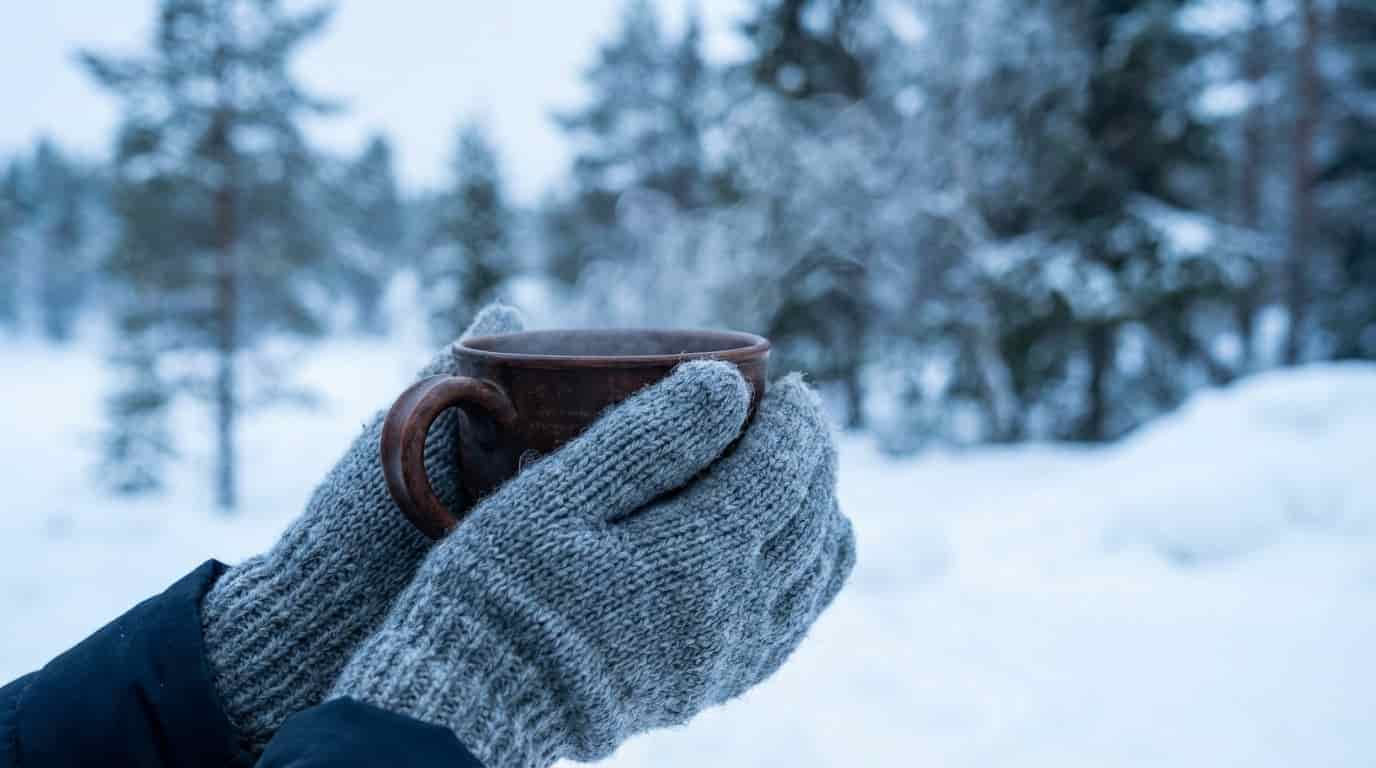 Body image for Zvyk, který nás má v mrazech zachránit. Ve skutečnosti je to nejrychlejší cesta, jak přijít o tělesné teplo